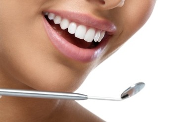 Czy można wspomagać leczenie stomatologiczne zabiegami medycyny estetycznej?